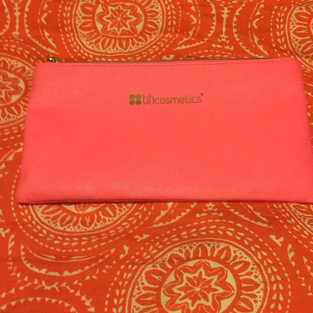 Makeup bag